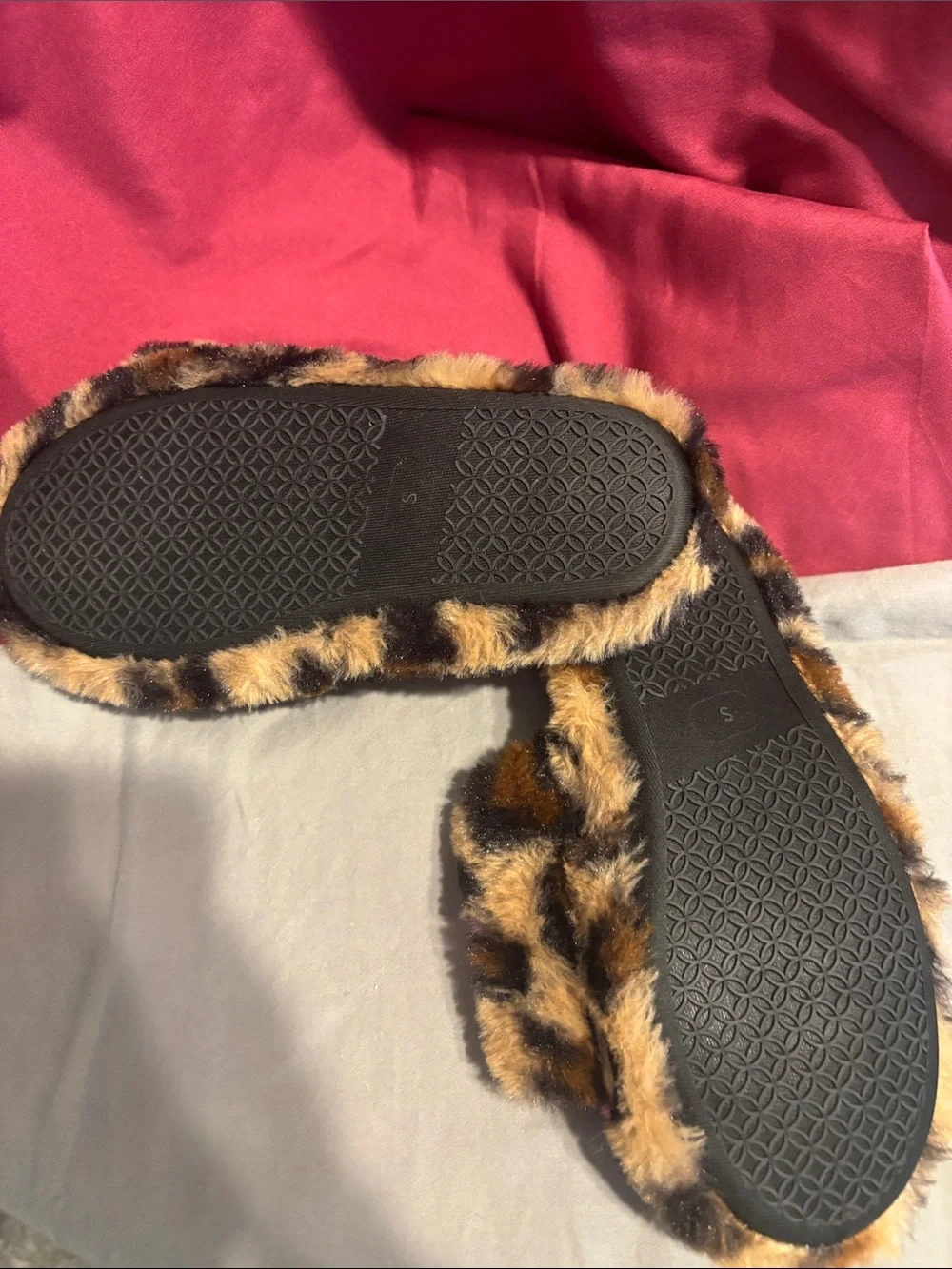 Steve Madden Pink Leopard Fuzzy Slide Slippers for Kids